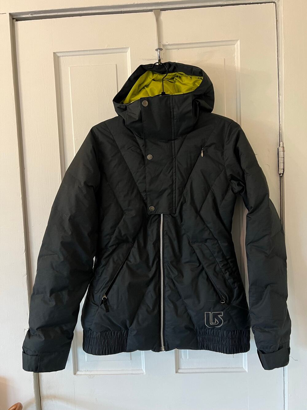 Burton women's dryride ski snowboard winter jacket coat small puffy plaid gray